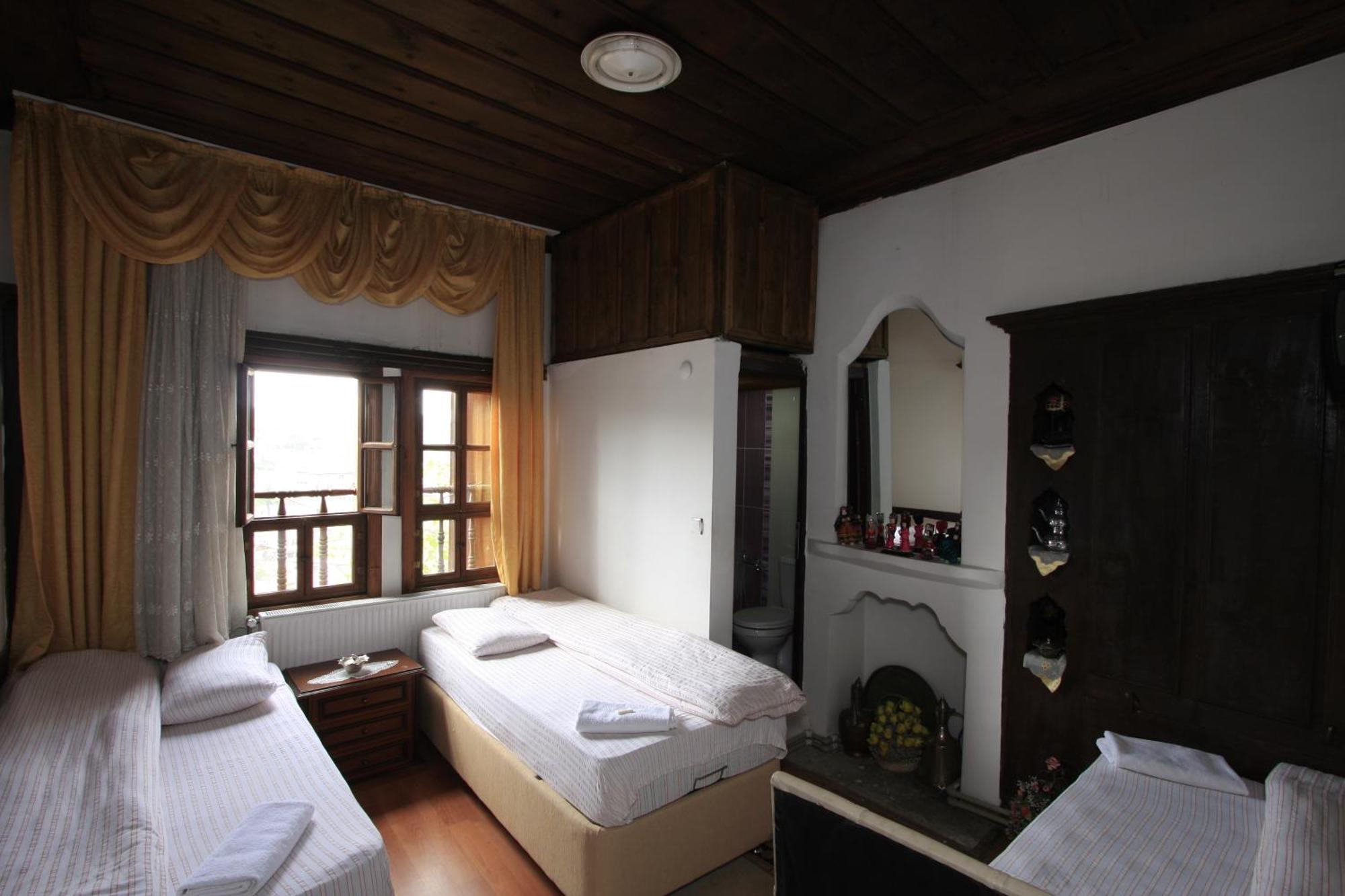 Efe Guest House Σαφράμπολη Εξωτερικό φωτογραφία