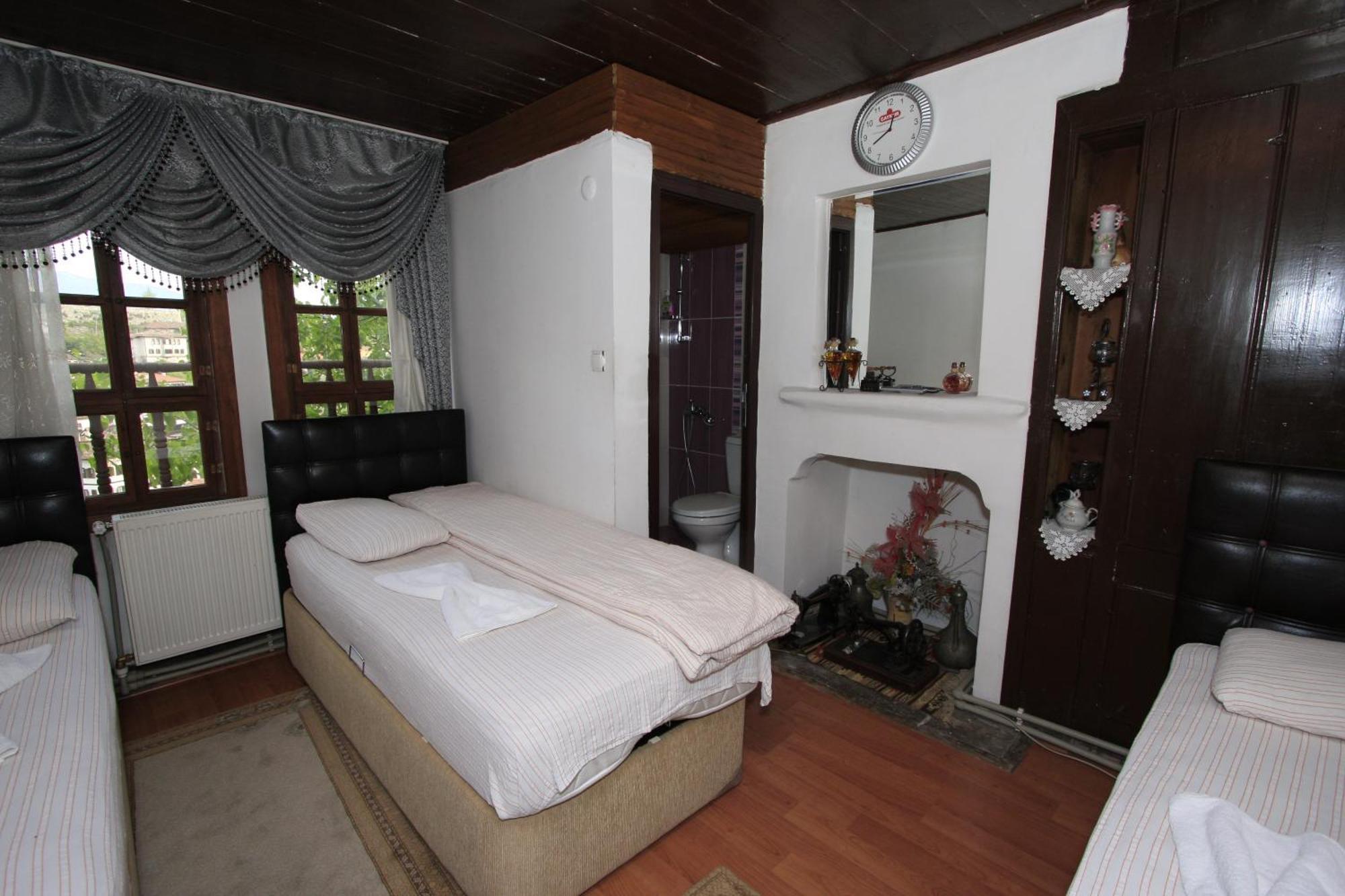 Efe Guest House Σαφράμπολη Εξωτερικό φωτογραφία