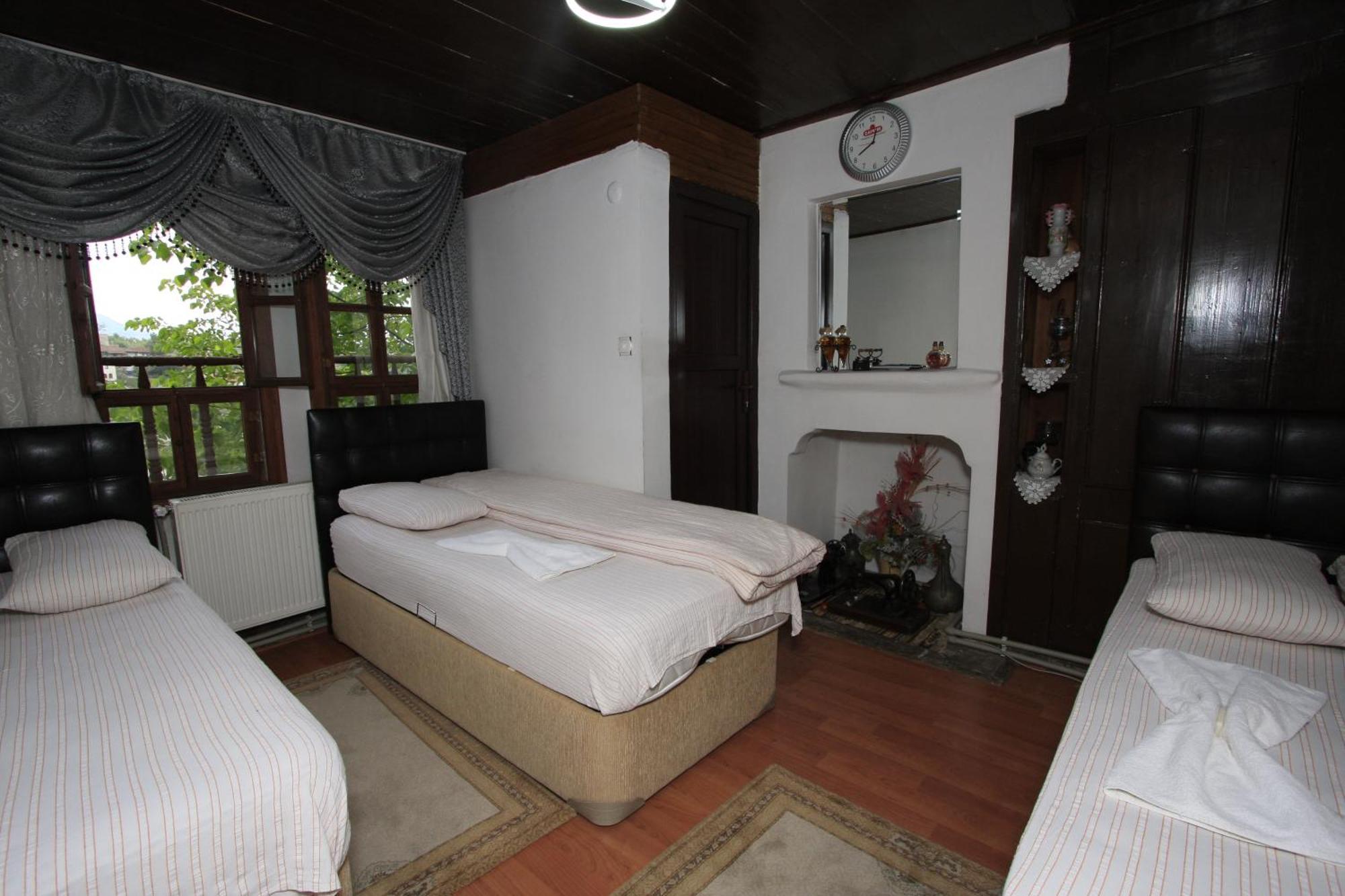 Efe Guest House Σαφράμπολη Εξωτερικό φωτογραφία